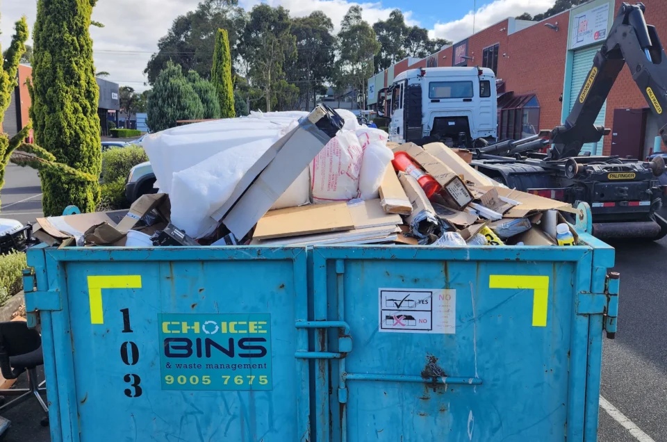 Guide to Skip Bin Hire for Melbourne Homes for Spring Cleaning